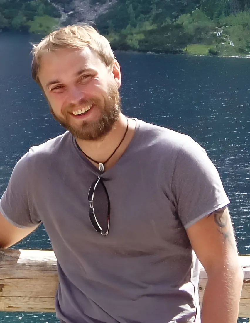 Portrait of Tom Jarzebczyk
